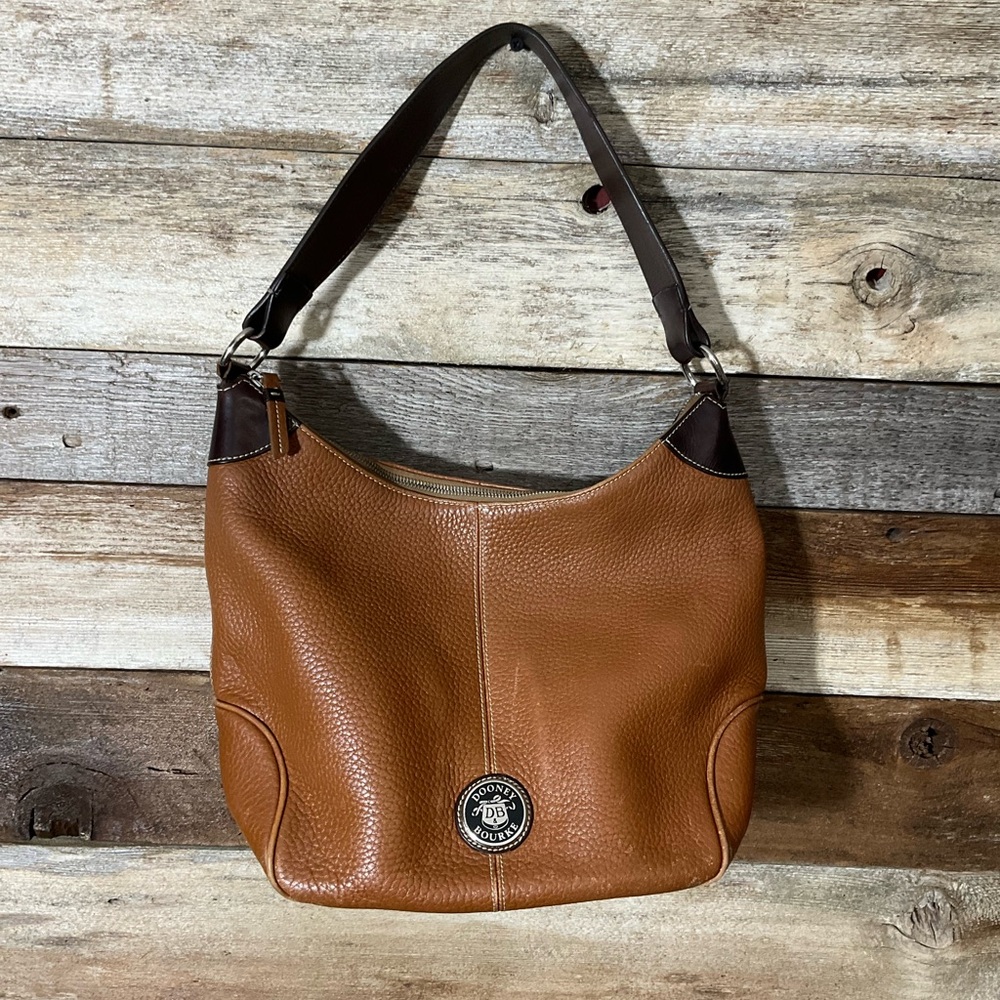 Vtg Y2K Dooney & Bourke brown pebbled leather shoulder bag
